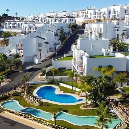 Apartment Amazing New Apt. Golf - Spa - 6 Pools 462 Estepona